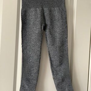 Gray Seamless crop tights xsmall